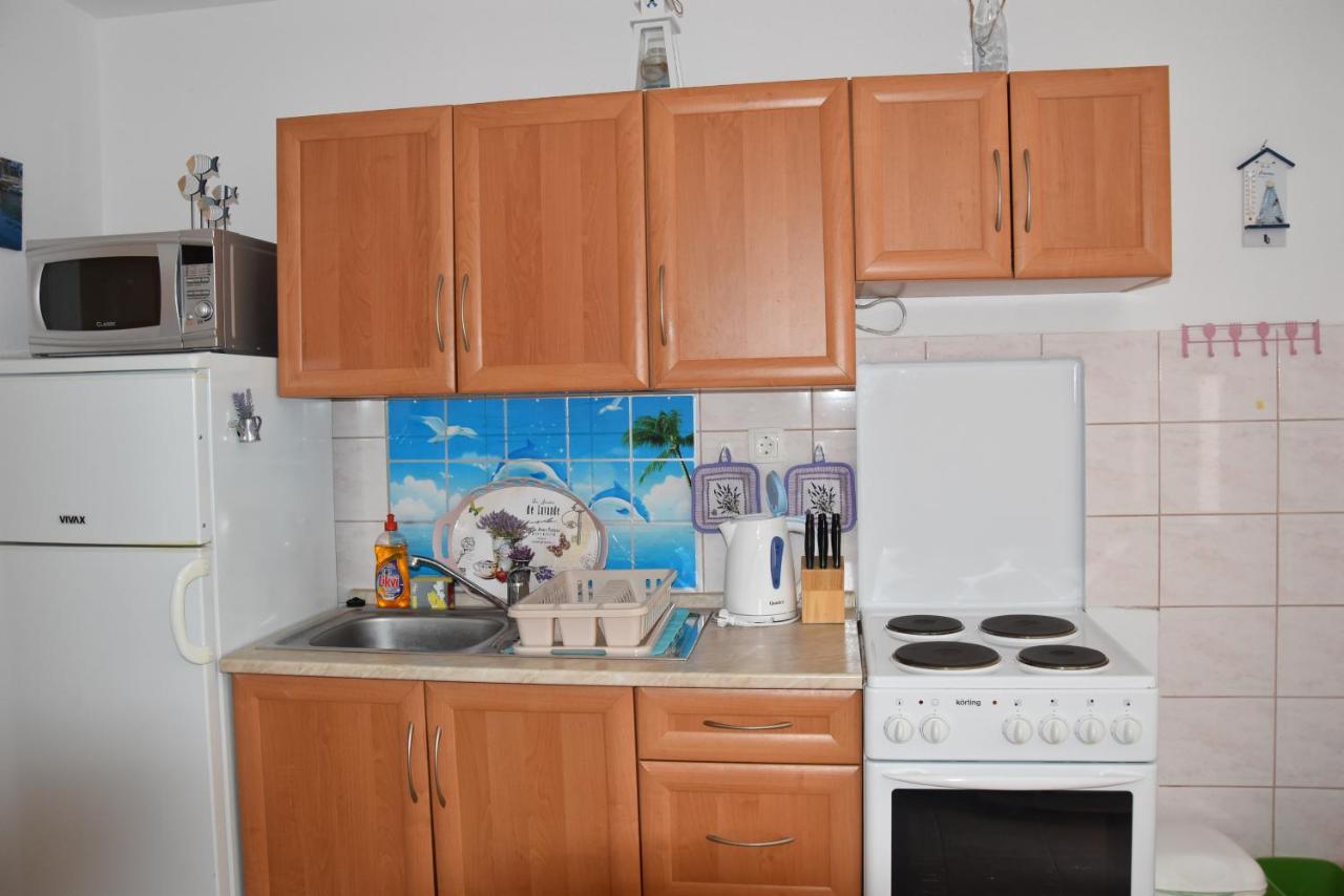 Apartmani Meri Razanj Luaran gambar