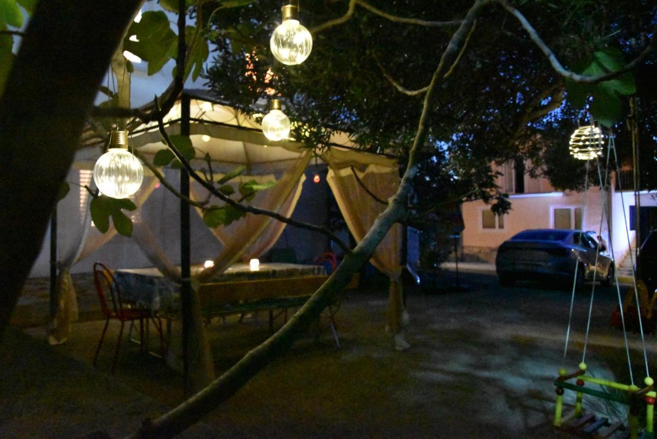 Apartmani Meri Razanj Luaran gambar