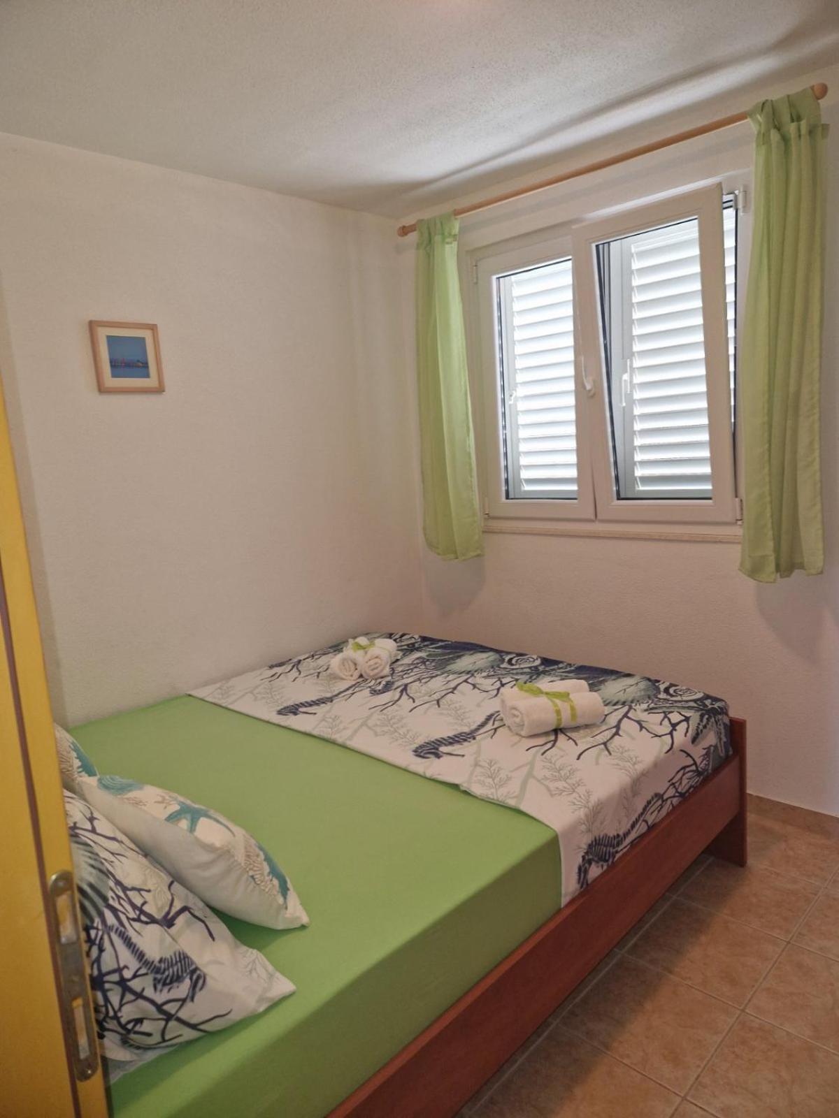 Apartmani Meri Razanj Luaran gambar